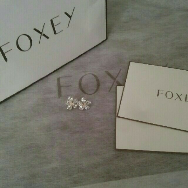 FOXEY(フォクシー)のyuri5052さまご予約済み♡フォクシーピアス レディースのアクセサリー(ピアス)の商品写真