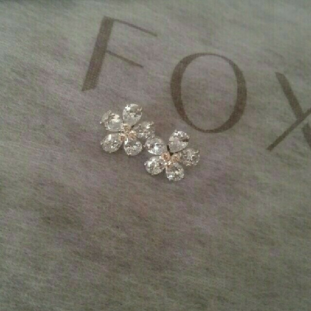 FOXEY(フォクシー)のyuri5052さまご予約済み♡フォクシーピアス レディースのアクセサリー(ピアス)の商品写真