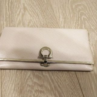 サルヴァトーレフェラガモ(Salvatore Ferragamo)の財布(フェラガモ)(長財布)