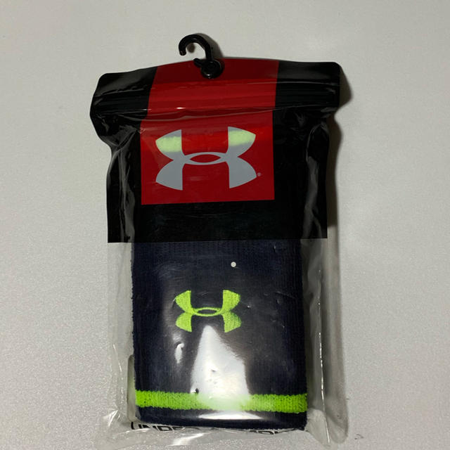 UNDER ARMOUR(アンダーアーマー)のアンダーアーマー リストバンド メンズのアクセサリー(バングル/リストバンド)の商品写真