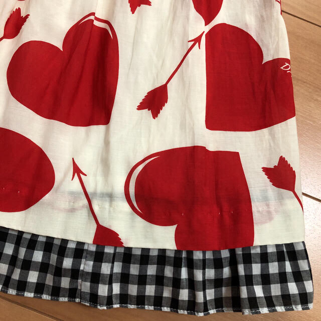 ドラゥズアンドイエットDrowse  and yet...ハート&アロースカート レディースのスカート(ひざ丈スカート)の商品写真