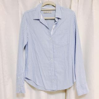 アバクロンビーアンドフィッチ(Abercrombie&Fitch)のAbercrombie&fitch アバクロ ブルーストライプシャツ(シャツ/ブラウス(長袖/七分))