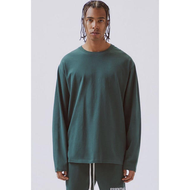 FEAR OF GOD(フィアオブゴッド)のFear Of God Essentials エッセンシャルズ ロンT S 深緑 メンズのトップス(Tシャツ/カットソー(七分/長袖))の商品写真