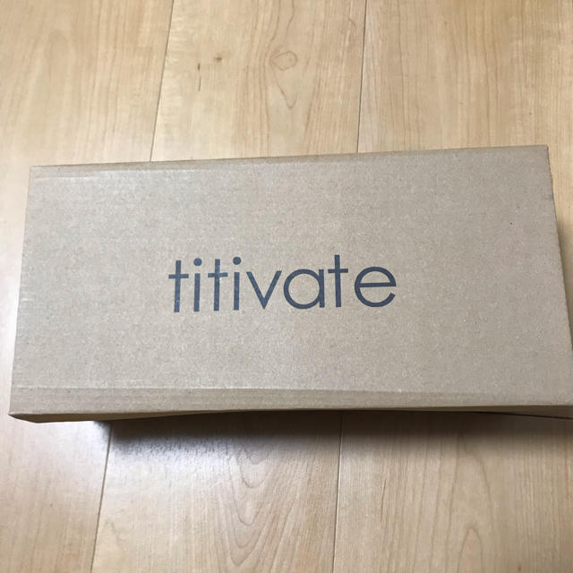 titivate(ティティベイト)のtitivate  サンダル 白  新品未使用 Lサイズ レディースの靴/シューズ(サンダル)の商品写真