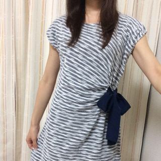 イッツデモ(ITS'DEMO)の最終価格‼︎新品♡リボン付きワンピ♡(ひざ丈ワンピース)