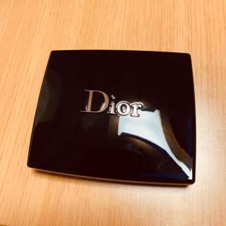 クリスチャンディオール(Christian Dior)のDior アイシャドウ クリスチャン ディオール  サンク クルール デザイナー(アイシャドウ)