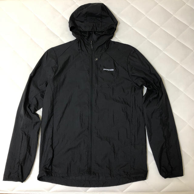 patagonia(パタゴニア)のパタゴニア フーディニ ジャケット 黒 XS メンズのジャケット/アウター(ナイロンジャケット)の商品写真