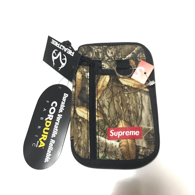 Supreme(シュプリーム)のSmall Zip Pouch カモ柄 メンズのファッション小物(コインケース/小銭入れ)の商品写真