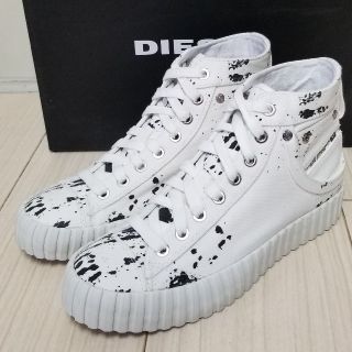 ディーゼル(DIESEL)のDIESEL★ハイカット★スニーカー(スニーカー)