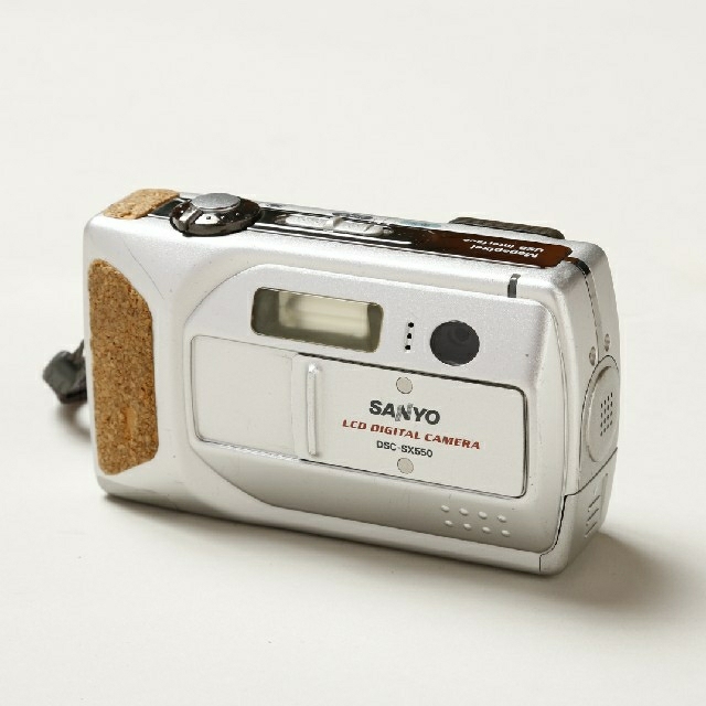 デジタルカメラ　デジタルコンパクトカメラ　サンヨーデジタルカメラ