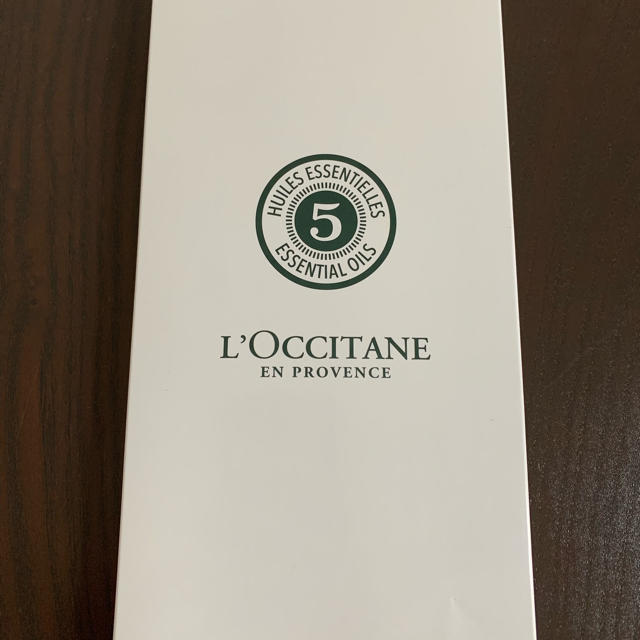 L'OCCITANE(ロクシタン)のロクシタン ウッドミラー 新品未使用 レディースのファッション小物(ミラー)の商品写真