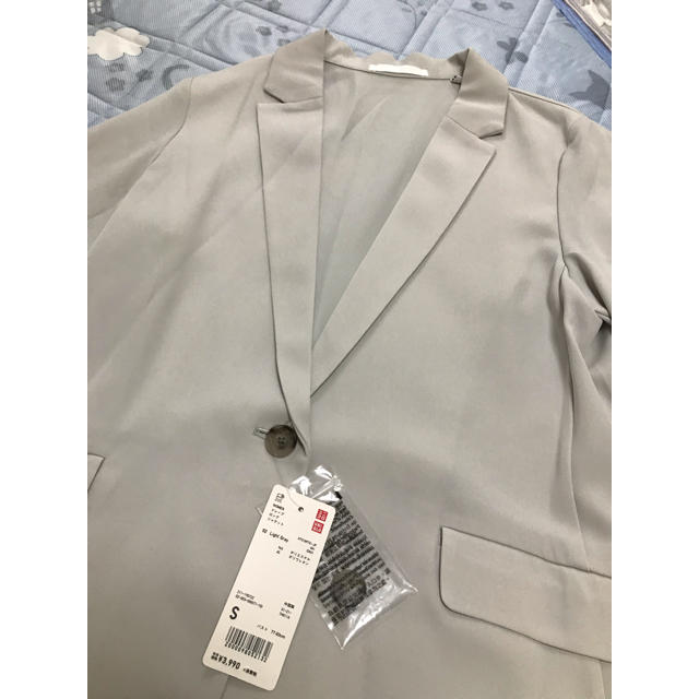 UNIQLO(ユニクロ)の新品タグ付き UNIQLOドレープロングジャケット S レディースのジャケット/アウター(テーラードジャケット)の商品写真