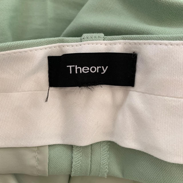 theory(セオリー)のVIVI様専用 レディースのパンツ(クロップドパンツ)の商品写真