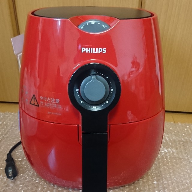 PHILIPS(フィリップス)のkazu様専用 フィリップス ノンフライヤー HD9216/66 インテリア/住まい/日用品のキッチン/食器(調理道具/製菓道具)の商品写真