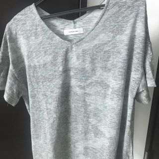 メイソングレイ(MAYSON GREY)の【美品】迷彩柄カットソー(カットソー(半袖/袖なし))