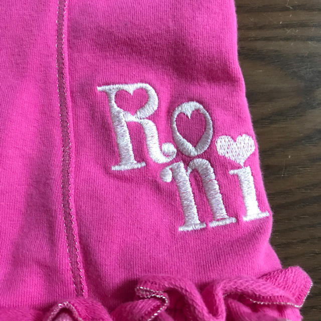 RONI(ロニィ)のRONIのキャミソール 115センチ  キッズ/ベビー/マタニティのキッズ服女の子用(90cm~)(Tシャツ/カットソー)の商品写真