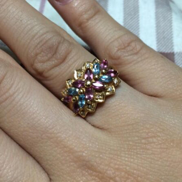 ゴールド リング💍 ゴージャス レディースのアクセサリー(リング(指輪))の商品写真