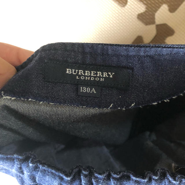 BURBERRY(バーバリー)のバーバリー スカート キッズ/ベビー/マタニティのキッズ服女の子用(90cm~)(スカート)の商品写真