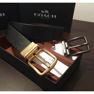 コーチ(COACH)の38,560円 新品COACHリバーシブルワイドハーネスペブルドレザーベルト(ベルト)