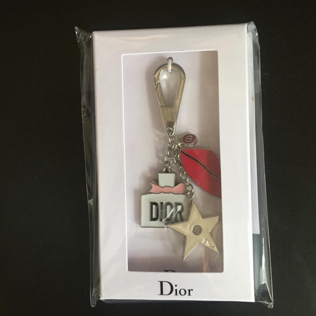 Christian Dior(クリスチャンディオール)のdior ノベルティ チャーム レディースのファッション小物(キーホルダー)の商品写真