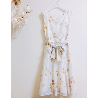 ジルバイジルスチュアート(JILL by JILLSTUART)の♡JILL by Jillstuart♡美品花柄ワンピース(ひざ丈ワンピース)