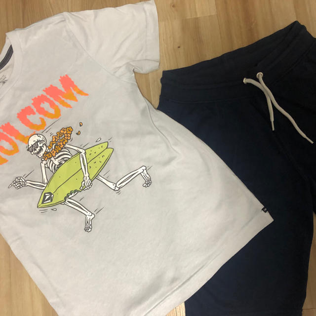 volcom(ボルコム)の上下セット キッズ/ベビー/マタニティのキッズ服男の子用(90cm~)(その他)の商品写真