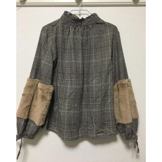 シマムラ(しまむら)の新品♡袖ファー グレンチェックトップス m(カットソー(長袖/七分))