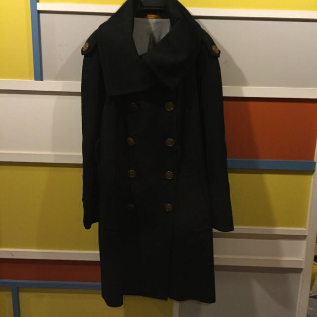 Vivienne Westwood(ヴィヴィアンウエストウッド)のヴィヴィアン.ダブルボタンウールコート レディースのジャケット/アウター(ロングコート)の商品写真