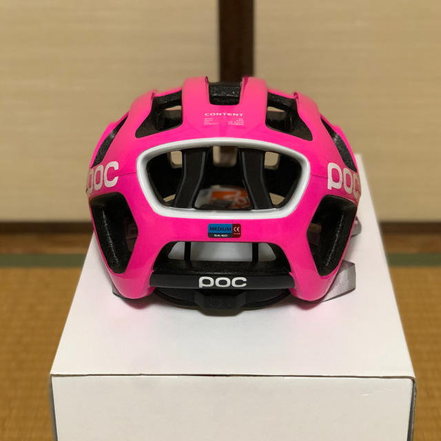 POC Octal Fluorescent Pink Mサイズ スポーツ/アウトドアの自転車(ウエア)の商品写真