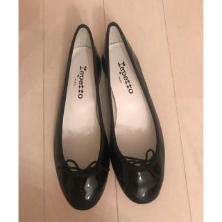 レペット(repetto)のレペット☆定番バレエシューズ サンドリヨン エナメル 37 黒(バレエシューズ)