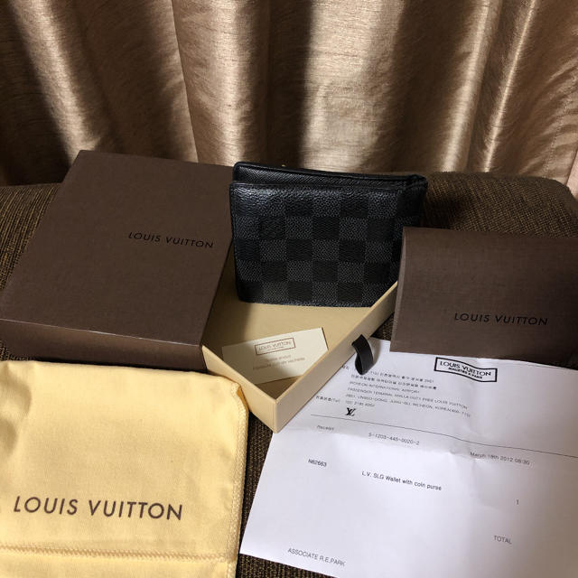 LOUIS VUITTON - ルイヴィトン ダミエ  財布 二つ折りの通販 by ※4/26から5/7まで購入不可  ！｜ルイヴィトンならラクマ