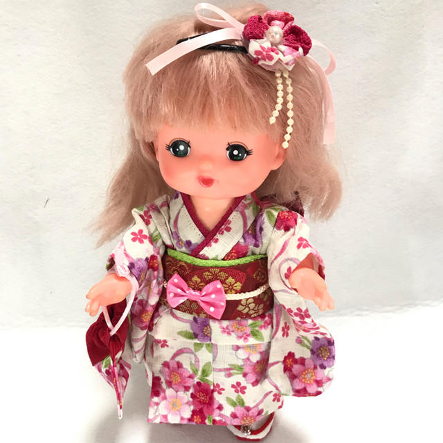 メルちゃん ソランちゃん 着物 白地に花 ハンドメイド ハンドメイドのぬいぐるみ/人形(その他)の商品写真