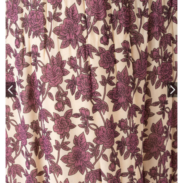 Kastane(カスタネ)のカスタネ 花柄プリーツティアードスカート レディースのスカート(ロングスカート)の商品写真