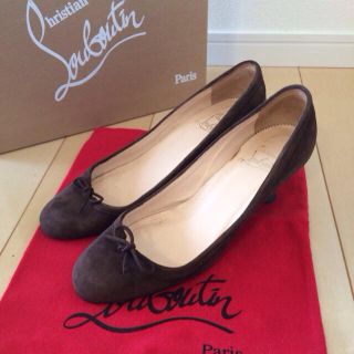 クリスチャンルブタン(Christian Louboutin)のルブタン スエードパンプス(ハイヒール/パンプス)