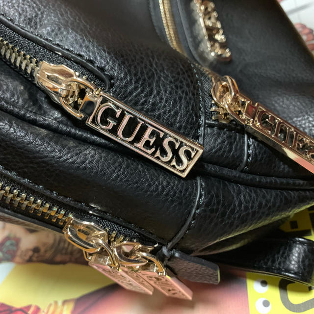 GUESS(ゲス)のguess リュック Manhattan LOGO SMALL 【専用】 レディースのバッグ(リュック/バックパック)の商品写真