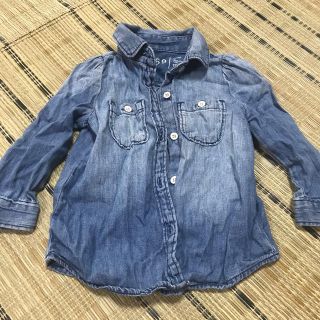 ベビーギャップ(babyGAP)のbaby GAP 長袖デニムシャツ(シャツ/カットソー)