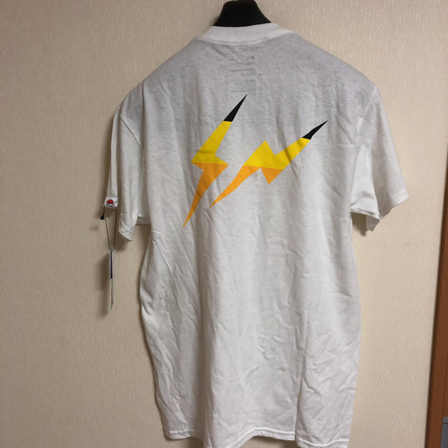 FRAGMENT(フラグメント)の藤原ヒロシ Thunderbolt project ピカチュウ T メンズのトップス(Tシャツ/カットソー(半袖/袖なし))の商品写真