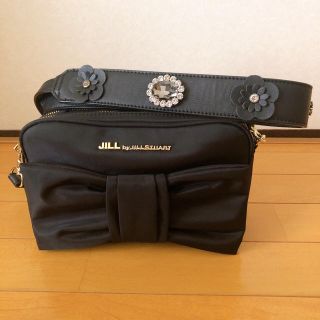 ジルバイジルスチュアート(JILL by JILLSTUART)のビジュー付き ショルダーバック(ショルダーバッグ)