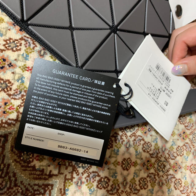 ISSEY MIYAKE - ISSEYMIYAKE BAOBAO 新品 ギャランティーカード ISSEY MIYAKE - ISSEYMIYAKE BAOBAO 新品 ギャランティーカード