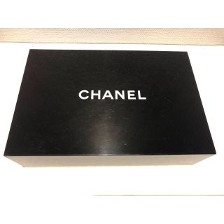 シャネル(CHANEL)の腕時計などの収納に CHANEL 鏡付き アクセサリーケース(小物入れ)