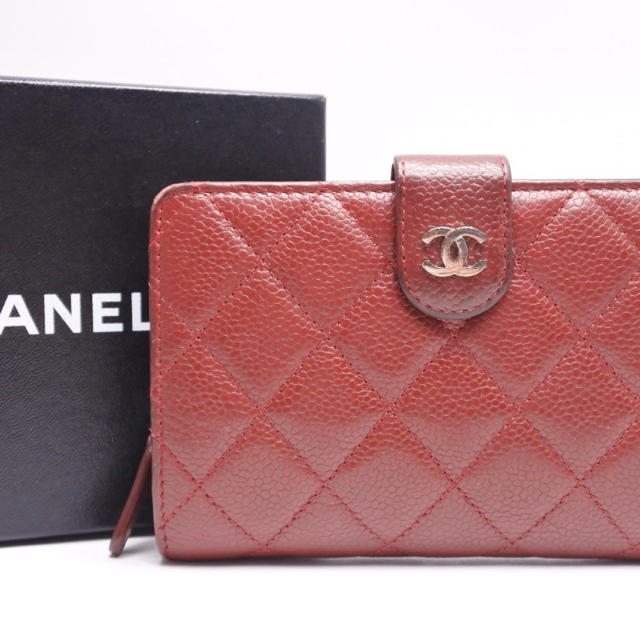 CHANEL - CHANEL シャネル　キャビアスキン コンパクト　財布　レザー　ワインレッドの通販 by ごとく's shop｜シャネルならラクマ