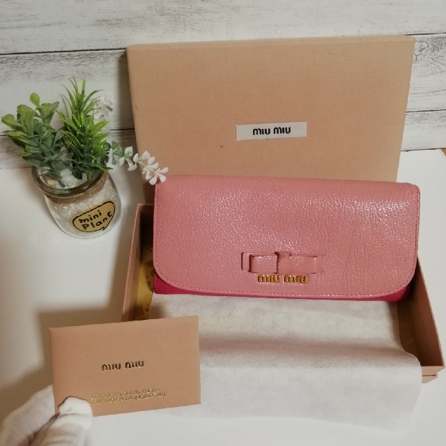 ミュウミュウ　miu miu　長財布　ピンク