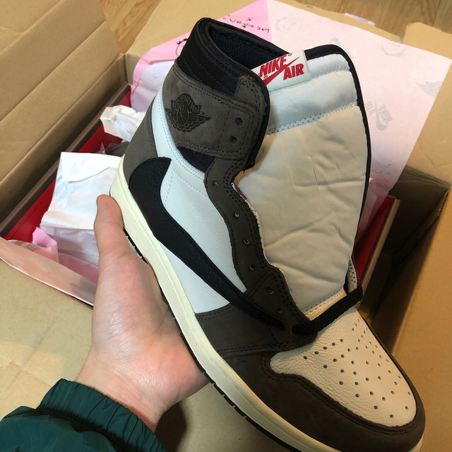 NIKE(ナイキ)の⚠️最終 us9 Travis aj1 メンズの靴/シューズ(スニーカー)の商品写真