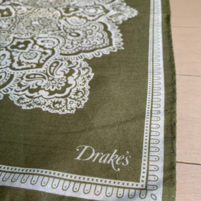 DRAKES(ドレイクス)の【Drake's ドレイクス】コットンチーフ メンズのファッション小物(ハンカチ/ポケットチーフ)の商品写真
