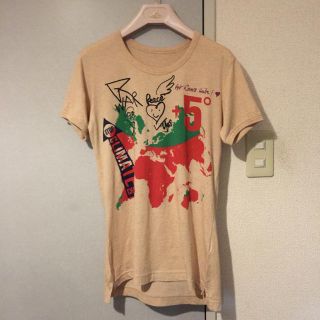 ヴィヴィアンウエストウッド(Vivienne Westwood)のworld’s end エコノミーTシャツ ベージュ(Tシャツ(半袖/袖なし))