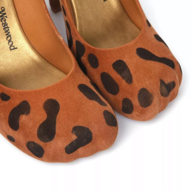 Vivienne Westwood(ヴィヴィアンウエストウッド)のvivienne Westwood Melissa 猫足パンプス 新品 レディースの靴/シューズ(ハイヒール/パンプス)の商品写真