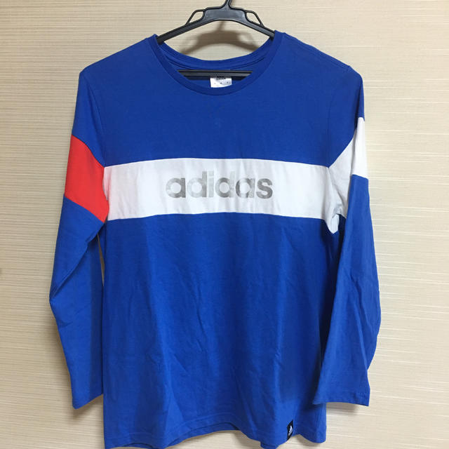 adidas(アディダス)のadidas長袖Tシャツ キッズ/ベビー/マタニティのキッズ服男の子用(90cm~)(Tシャツ/カットソー)の商品写真