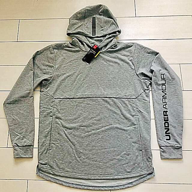 UNDER ARMOUR(アンダーアーマー)の￥7,560アンダーアーマー☆STORMフーディー【XXL】 メンズのトップス(パーカー)の商品写真