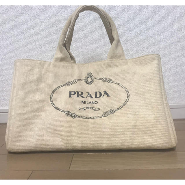 PRADA(プラダ)のPRADA プラダ キャンバストート レディースのバッグ(トートバッグ)の商品写真