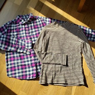 ユニクロ(UNIQLO)のUNIQLO140ｻｲｽﾞ　ﾀｰﾄﾙﾈｯｸ，ﾈﾙｼｬﾂ２枚ｾｯﾄ(Tシャツ/カットソー)